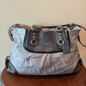 Coach 17096  Ashley  tri-color satchel shoulder/Crossbody bag  leather gray 
EUC